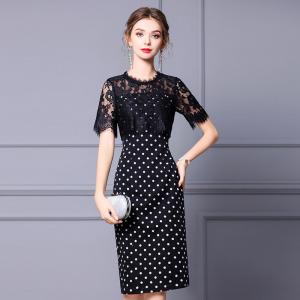 Polka Dot lace short sleeved waist closed to show thin buttocks small dress skirt