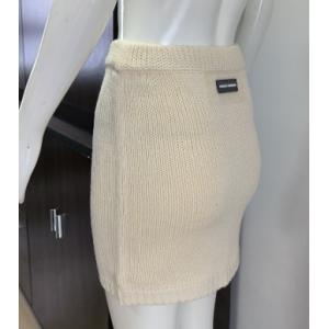 Women's coarse knit buttocks wrapped skirt